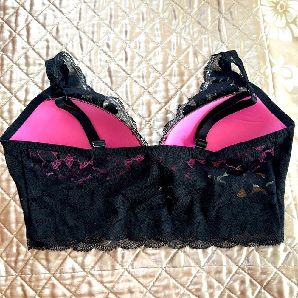 PINK by Victoria Secret Bralettes & Bra Tops
Lace Lightly Lined Plunge Bralette - Picture 3 of 6